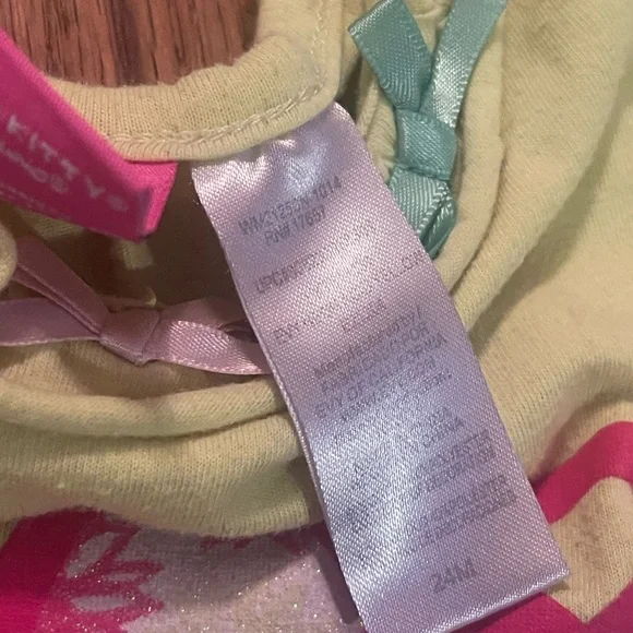 Hello Kitty Girls Yellow/Green Shirt 24 Months - Picture 7 of 8